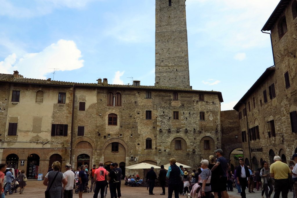 031 SAN GIMIGNANO.JPG